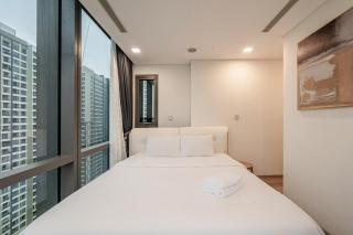 LANDMARK 81 Luxury 2 Bedrooms Modern - 6