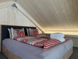 Tiny Bishorn mit privatem Whirlpool - Grächen - 8