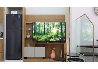 Coral 2BR Duplex - Stylish Stay in Oasis 2 Near Masdar Park & City Centre Masdar - 7