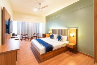 Hotel Vaari Vista - 0