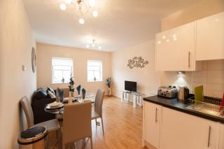 Station Suites - Watford - 2