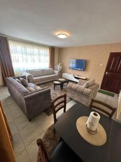 Ecostay 3bedroom ground floor - 4