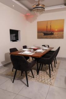 Palm Terraces 3BR All en-suite Beach view apartment - Nyali - 2