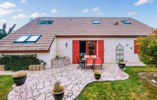 3 Bedroom Amazing Home In Teteghem - 9