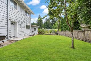Bellevue 3BR Retreat Walk to Trails & Near Lake - 4