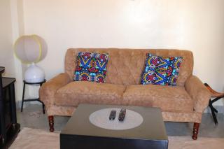 Rige's Homes Furnished Studio - 8