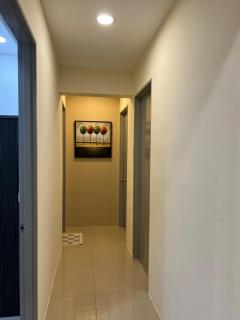 Middle Room Only in Bayan Lepas Shared Bathroom - 1