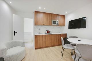 Modern apartment with terrace - 6