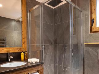 Chalet skis aux pieds, sauna, WIFI, parking inclus - FR-1-344-1219 - 1