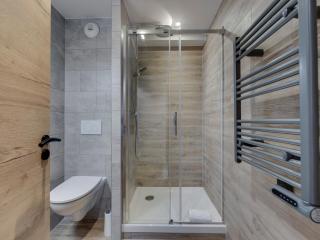 Appartement Duplex Ski-In/Ski-Out avec Piscine, Jacuzzi et Espace Bien-être - FR-1-686-34 - 3