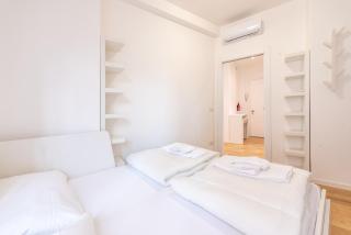 Navigli 2-Bedroom and Sofa Bed Home - 3