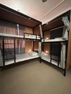 Basil Hostel - 8