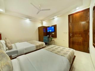Denver Hotel Delhi Airport - Free Airport Drop - 3