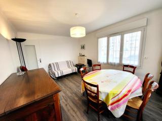 Appartement T2 Moderne avec Parking, Proche Plage et Commerces - Les Sables d'Olonne - FR-1-92-936 - 1