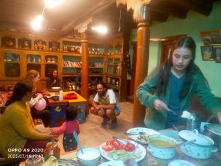 Old Likir Traditional Farm Stay - 3