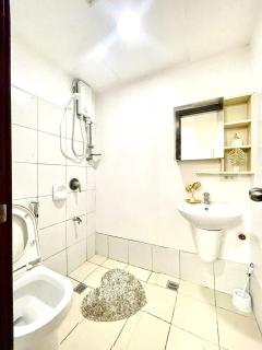 staycation 1bedroom condominium - 1