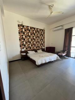 The Emerald Palace - 6