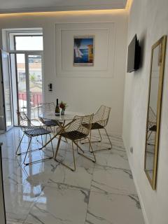 Azzurro Luxury Butique - 4