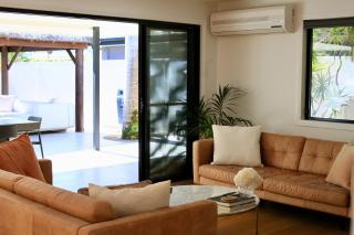 Byron Oakland Oasis - 6