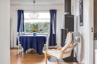 Cozy House near Beach, City & Activities - 1