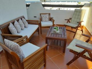 Apartment near the beach with sea & mountain view - 3