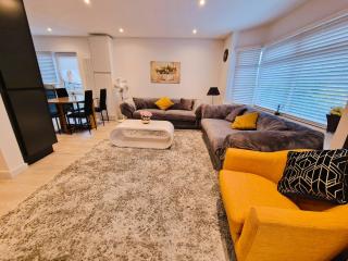 Luxurious Home in Chester a Beautiful Sanctuary - 1