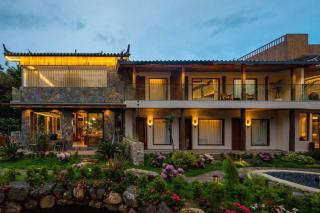 LiJiang Mountain Spring Resort - 8