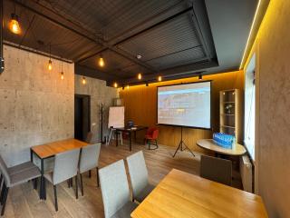 EVEREST Готель - 1