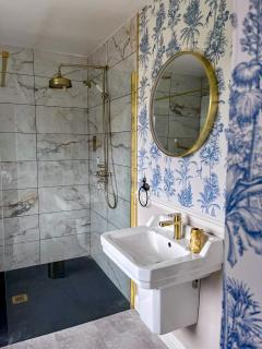 The White Rabbit Rooms - 4