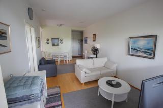 Mid Haven Cozy Apartment with Sauna, Glassed Balcony and Free Parking - 9