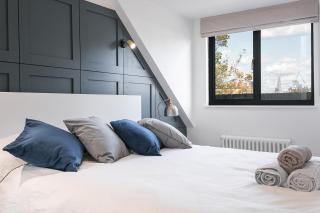 Luxe 2 bed - 20 minutes from Central London - 8