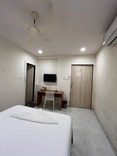 Red House Hostels - POWAI HOSTELS GROUPS - 4