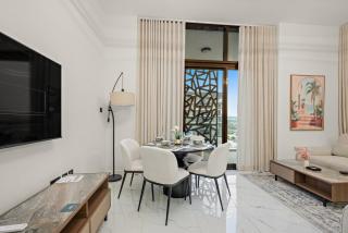 Spacious 3BR Eco Stay Masdar City Abu Dhabi Near Airport & Yas Island - 4