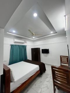 Hotel De Lux Splendid - 2