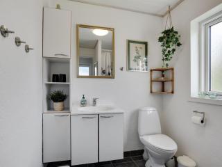 Holiday Home Ika - 600m from the sea by Interhome - 9