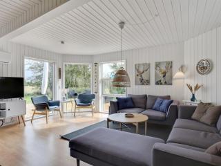 Holiday Home Ika - 600m from the sea by Interhome - 3