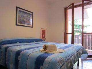 Flat in a resort with sports courts - 5