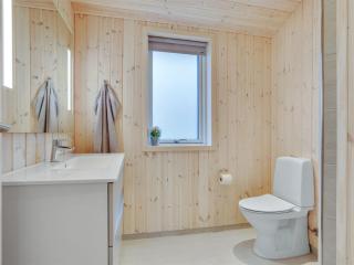 Holiday Home Jerrit - 225m from the sea by Interhome - 2