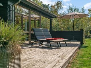 Holiday Home Mourits - 1-2km from the sea by Interhome - 5