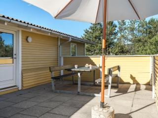 Holiday Home Jeldrik - 100m from the sea by Interhome - 3