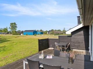 Holiday Home Jil - 750m from the sea by Interhome - 1