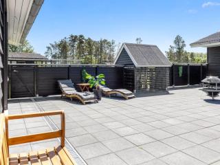Holiday Home Erna - 400m from the sea by Interhome - 5