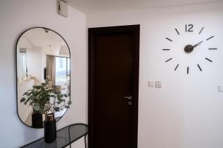 Modern Studio with Marina Skyline view in JLT - Prime Location near Metro - 3