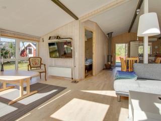 Holiday Home Alisia - 400m from the sea by Interhome - 5