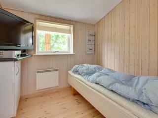 Holiday Home Alisia - 400m from the sea by Interhome - 1