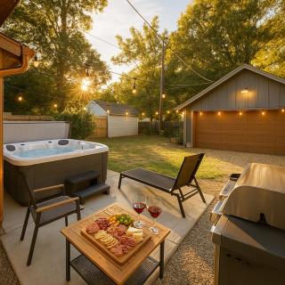 Indy Events Hub, EV Chrger, Hot Tub, Near Lucas Oil - 0