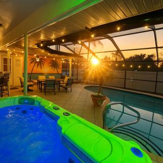 WOW! Kids Love It! 4BR Bradenton, Free Heated Pool, Hot Tub, Games - 0