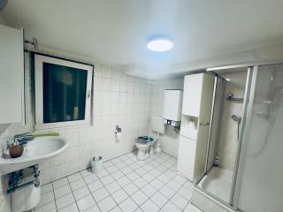Zentrale Ferienwohnung in Friedrichsdorf für 1-7 Personen - 1