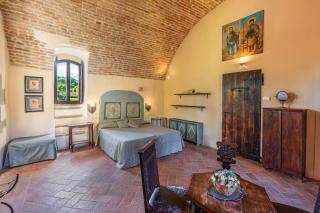 Tuscany Tower Villa - 3