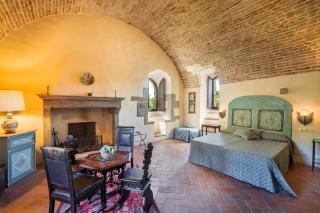 Tuscany Tower Villa - 2